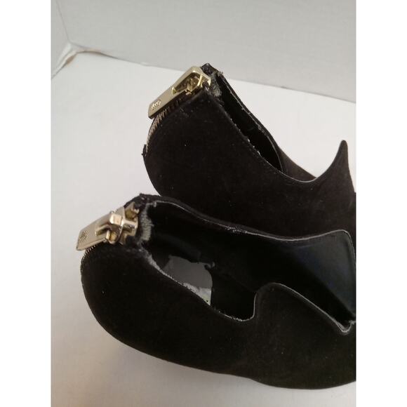 CALL IT SPRING Women's Size 7 “ TOSIEN” BLACK SUEDE ANKLE BOOT - Picture 5 of 8